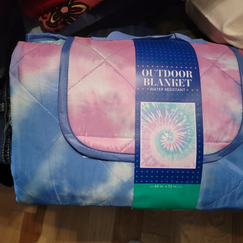 Outdoor blanket